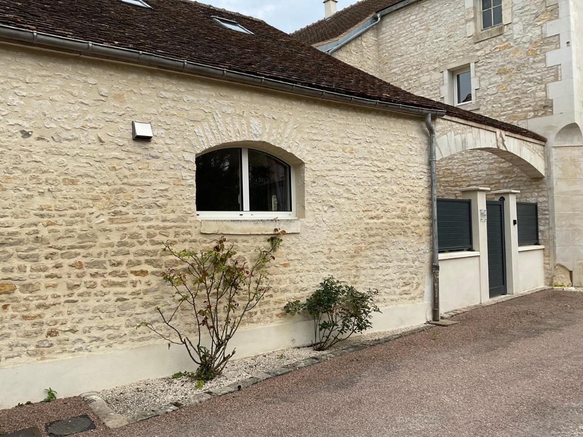 Logis Du Faubourg Petite Maison De Charme, Tranquille, Calme Et Lumineuse Val-de-Mercy Eksteriør bilde