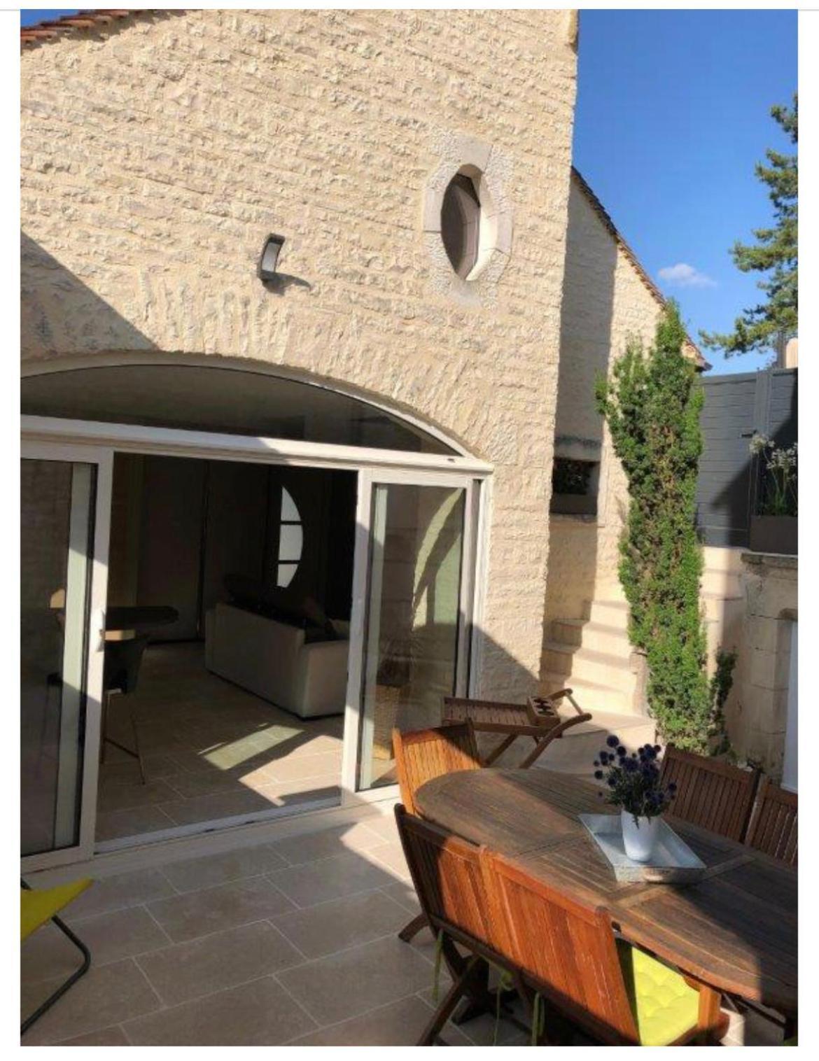 Logis Du Faubourg Petite Maison De Charme, Tranquille, Calme Et Lumineuse Val-de-Mercy Eksteriør bilde